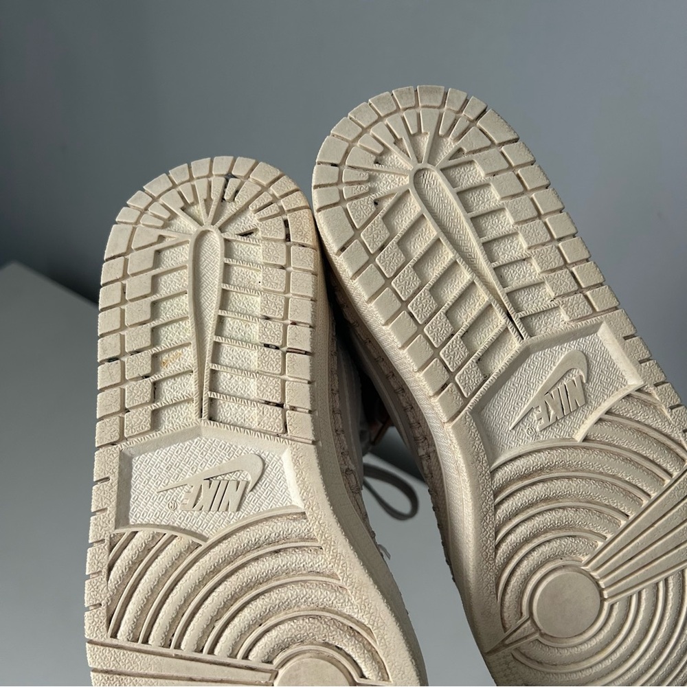 [8.5] Nike Air Jordan 1 Retro High Premium Desert Sand Baseball Stitch Wmns - Picture 13 of 16